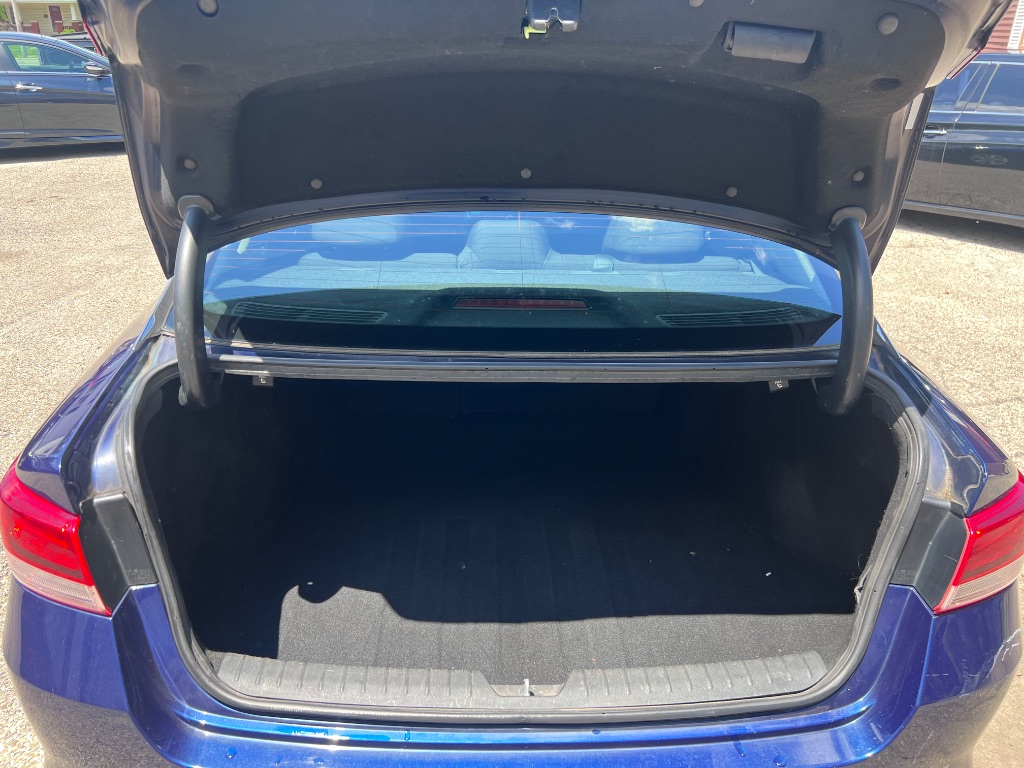 2017 Kia Optima LX - Photo 13