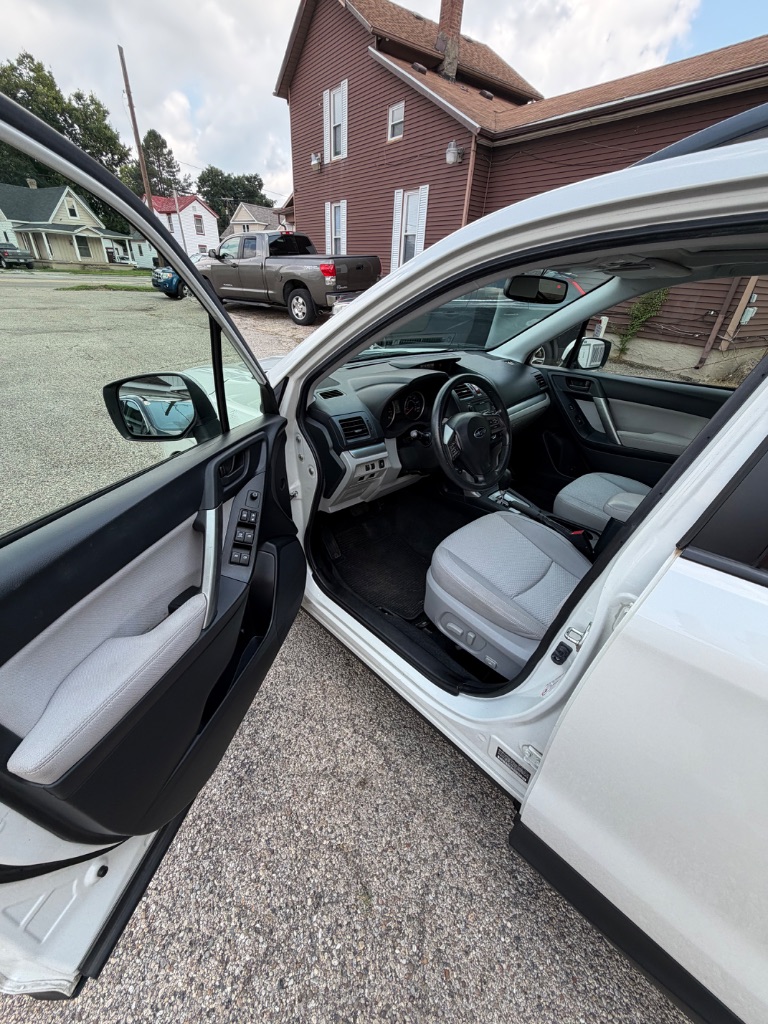 2015 Subaru Forester i Premium - Photo 7
