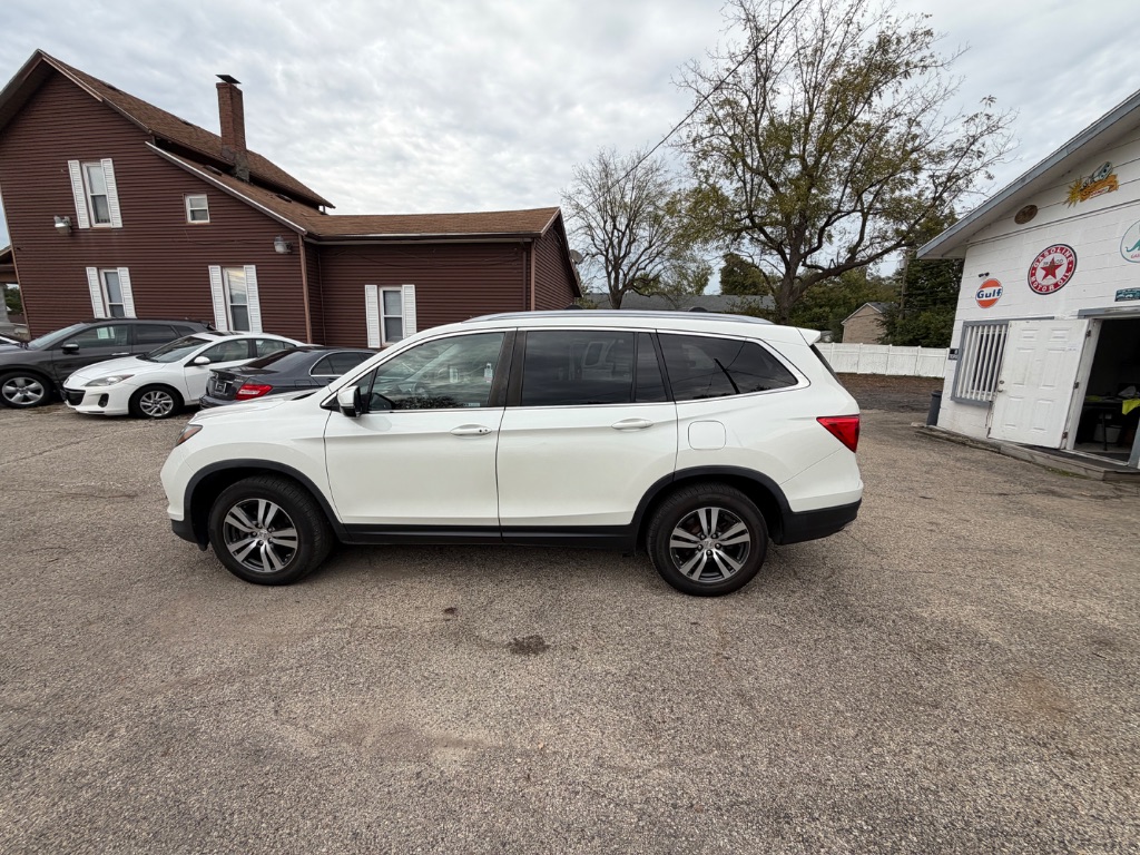 2017 Honda Pilot EX-L - Photo 6